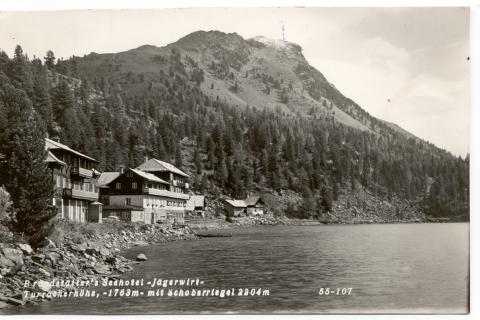 1957