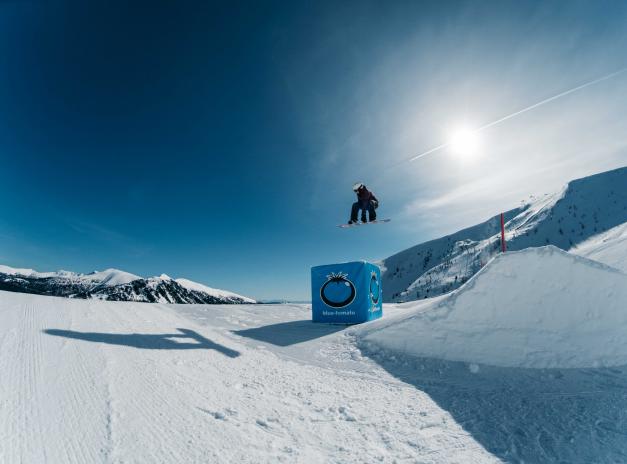 TH Snowpark (c) Blue  Tomato